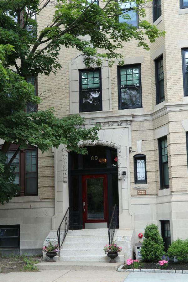 A Stylish Stay W/ A Queen Bed, Heated Floors.. #36 بروكلاين المظهر الخارجي الصورة