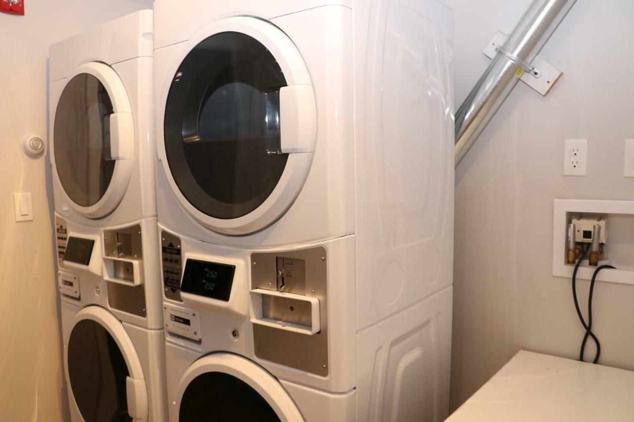 A Stylish Stay W/ A Queen Bed, Heated Floors.. #36 بروكلاين المظهر الخارجي الصورة